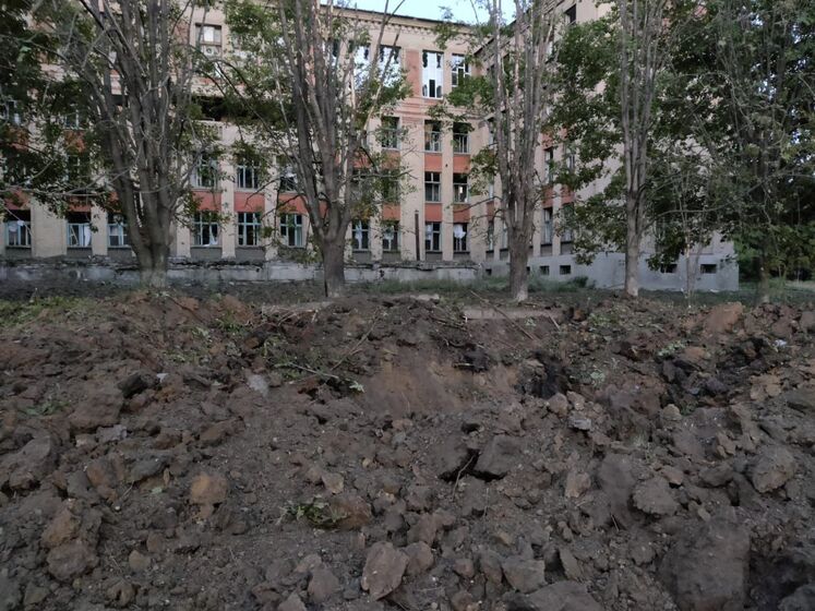 У Донецькій області протягом доби загинуло двоє цивільних, окупанти розбомбили ще одну школу – ОВА