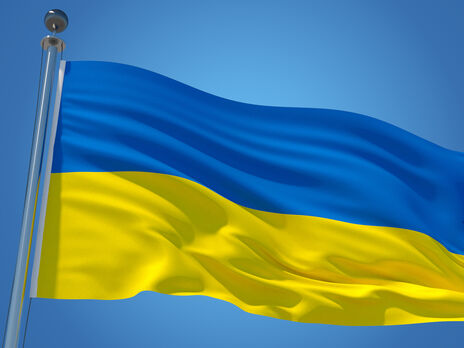 Музиканти ЗСУ заспівали гімн січових стрільців на фоні найбільшого прапора України. Відео