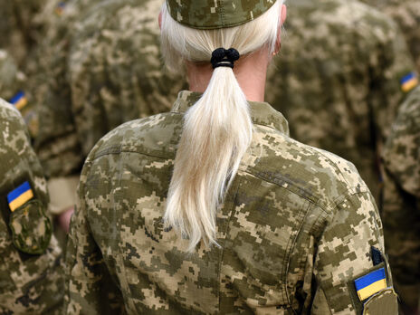 В Україні немає гострої потреби суттєво збільшувати кількість жінок на військовому обліку