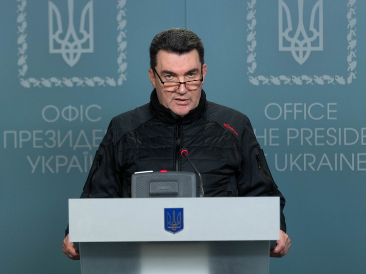 "Недоімперія має бути зруйнована". Данілов заявив про зниження у РФ рівня підтримки війни з Україною, що розхитає саму Росію