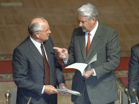 Фейгін: Горбачов у історії залишиться як ініціатор перебудови й гласності, а Єльцин – як прабатько Путіна