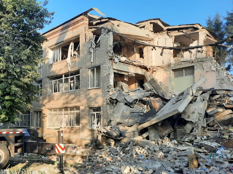 Російські військові пошкодили і зруйнували понад 7,7 тис. житлових будинків у Харківській області – Офіс президента