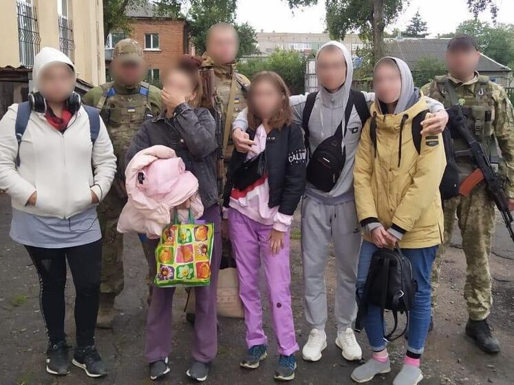 В Харьковской области пограничники освободили подростков, которых оккупанты неделю держали в подвале