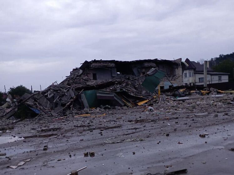 При взрыве отеля с оккупантами в Сватово погибли около 200 захватчиков – Гайдай