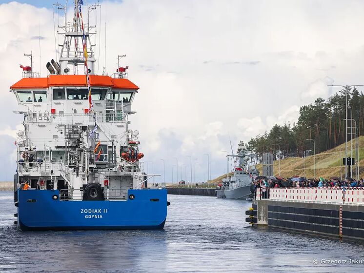 У Польщі відкрили судноплавний канал до Балтійського моря в обхід Росії