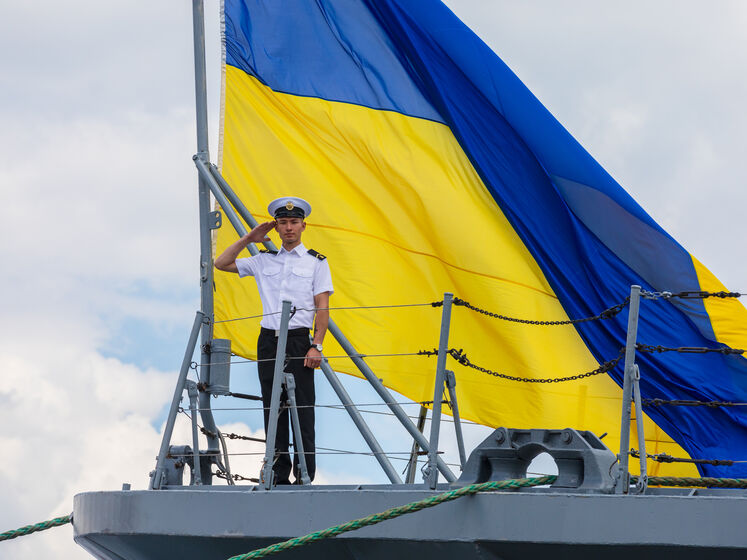 "Бойова біографія екіпажів". На українські військові кораблі нанесуть знаки бойових досягнень