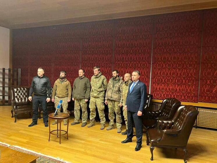 Лідерів "Азову" Редіса і Калину звільнили з полону