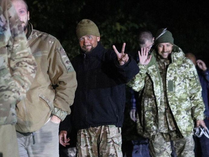 Міноборони РФ визнало обмін полоненими з Україною, але промовчало про Медведчука
