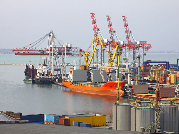 З одеських портів до країн Азії та Африки вирушило ще 11 суден із продовольством