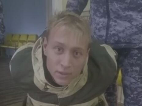 У Росії чоловік почав стрілянину у військкоматі, важко поранено військкома