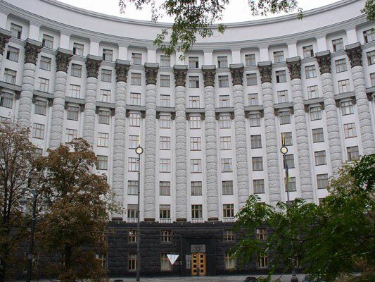 Кабмин официально запретил экспорт товаров из Украины в Россию