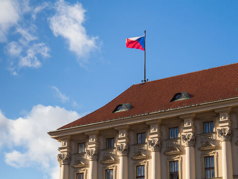 Діяльність чеських посольств у Росії можуть обмежити