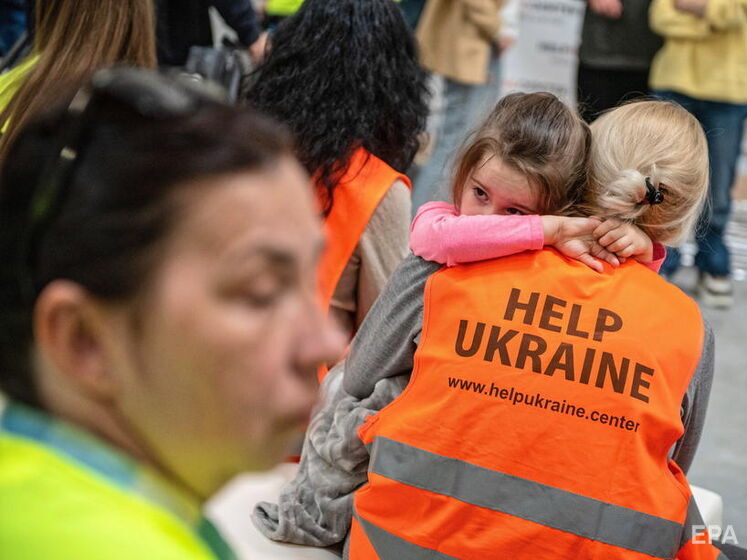 Українців зобов'яжуть платити за притулок у Польщі – ЗМІ