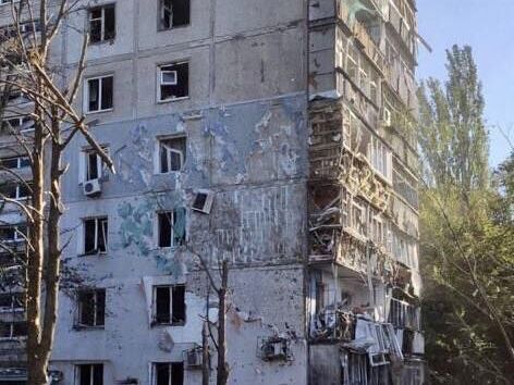 Російська ракета влучила у двір багатоповерхівки у Запоріжжі, поранено одну людину – голова ОВА