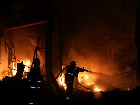 Унаслідок обстрілу окупантами Харкова почалася сильна пожежа, повідомили ЗМІ
