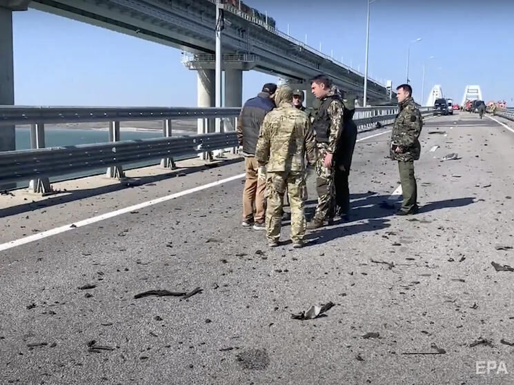 "Медуза" озвучила "методички" адміністрації Путіна, як російським ЗМІ висвітлювати вибух на Кримському мосту