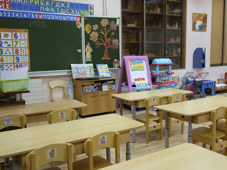 У деяких російських школах через дефіцит вчителів скасовують заняття з низки предметів