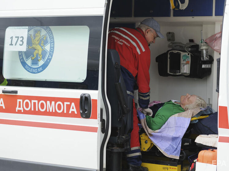 У Харківській області окупанти розстріляли колону "швидких". Лікарі не постраждали, але поранено співробітників ДСНС