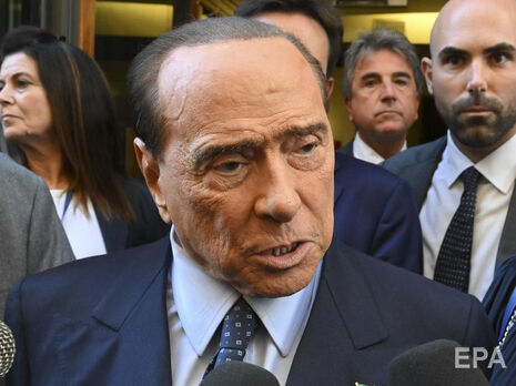Берлусконі заявив, що журналісти "перебрехали" його думки і "приписали йому точки зору", які він "просто повідомляв"