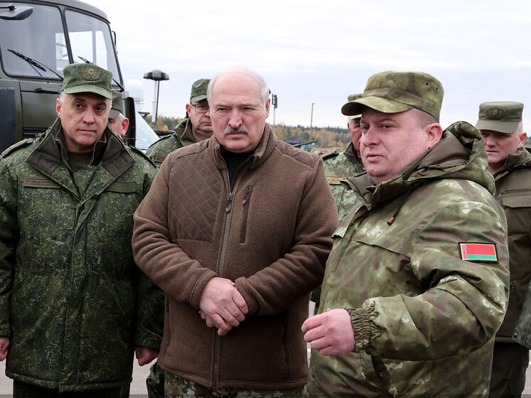 Лукашенко заявив, що готується до війни "25 років мінімум", але зараз Білорусі "вона не потрібна"