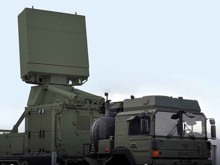Німеччина передала Україні першу із чотирьох обіцяних систем TRML-4D. Вона може відстежувати ракети на відстані 250 км – стратком