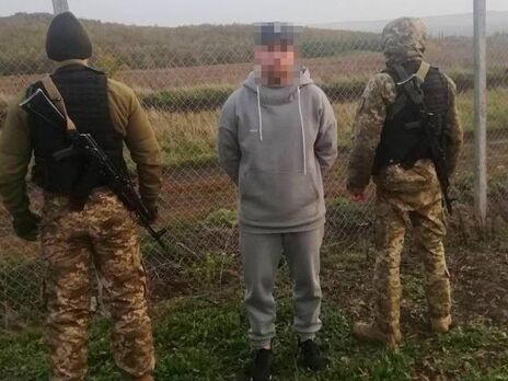 На границе с Румынией ГПСУ со стрельбой задержала группу уклонистов
