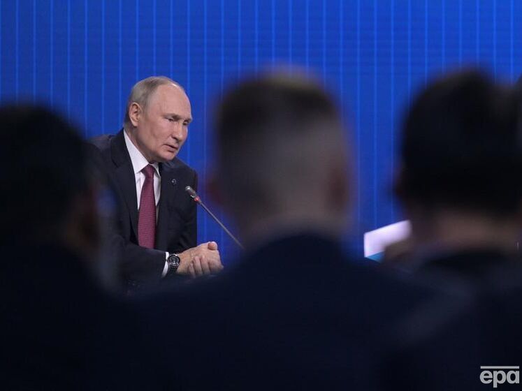 "Всем сидеть на попе ровно и не крякать". Путин прокомментировал Революцию достоинства в Украине