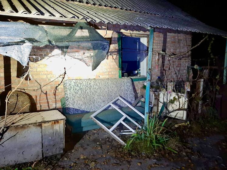 Російські окупанти обстріляли Нікопольський район Дніпропетровської області, пошкоджено приблизно 10 житлових будинків – ОВА