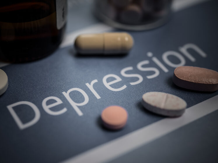 У РФ із початку року продали антидепресантів і заспокійливих більше ніж на $300 млн. Витрати росіян на антидепресанти зросли на 70%