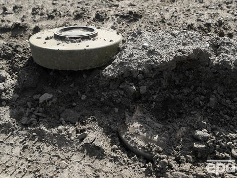 У Миколаївській області двоє людей дістали поранення внаслідок вибуху міни. Серед постраждалих – хлопчик
