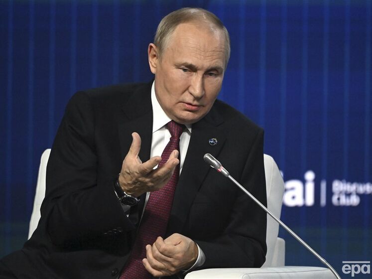Шустер пояснив, чому в Путіна руки із синіми здутими венами