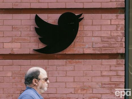 Маск звільняє працівників Twitter за допомогою e-mail. Співробітники подали колективний позов до суду