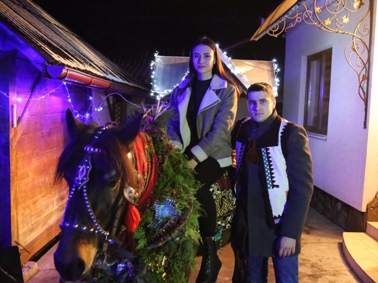 Минкульт внес обряд "засевание с конем" в перечень культурного наследия Украины