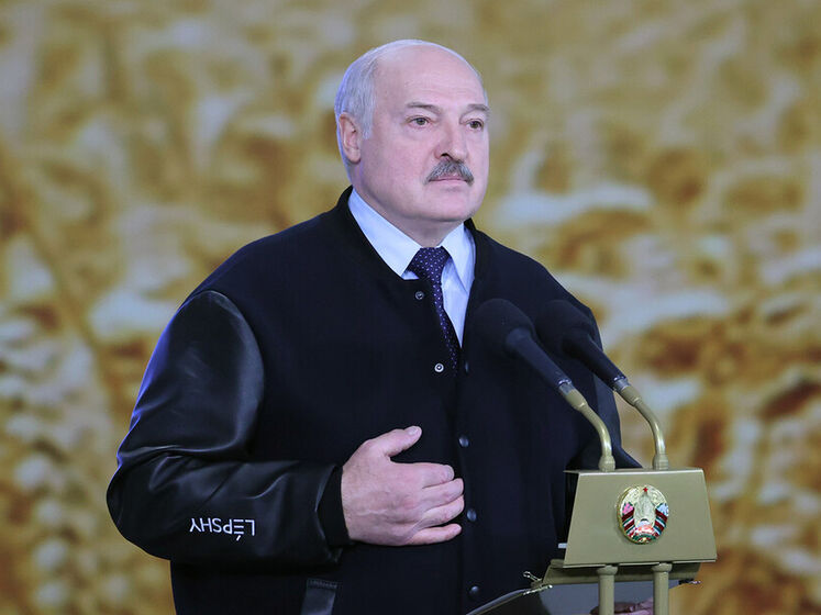 "До Зеленського як до своєї дитини ставився". Лукашенко поскаржився на санкції України проти Білорусі
