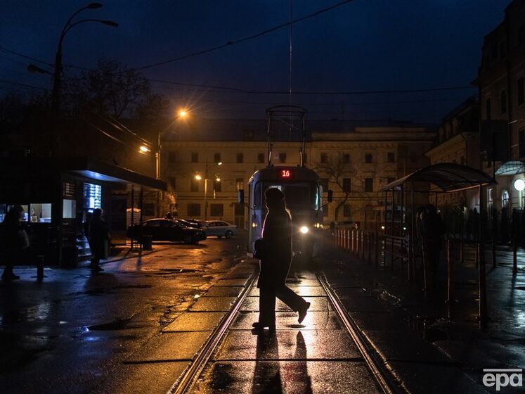 В ДТЭК рассказали, когда могут отменить отключение света в Киеве