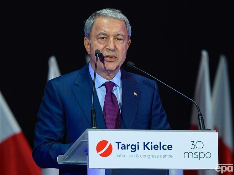 Туреччина запропонує продовжити "зернову угоду" ще на рік. Міністр оборони Туреччини заявив, що Україна нібито надала письмові гарантії Росії