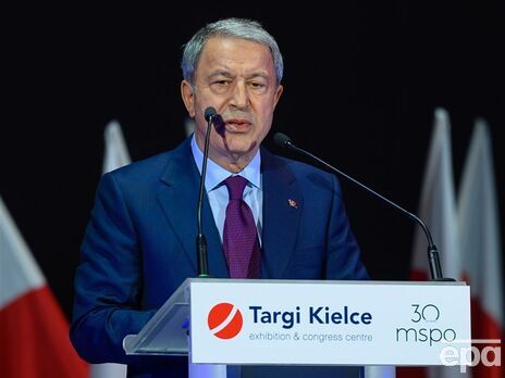 Акар заявив, що Туреччина виступає з ідеєю продовжити дію "зернової угоди" ще на рік