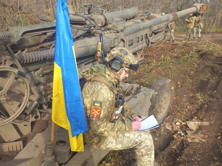 Тернопільські артилеристи в День української писемності та мови писали радіодиктант на передовій. Фото