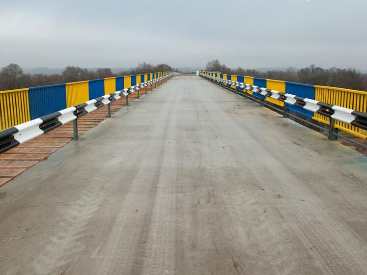 У Сумській області відновили 400-метровий міст через Десну, який підірвали через наступ окупантів – ОВА
