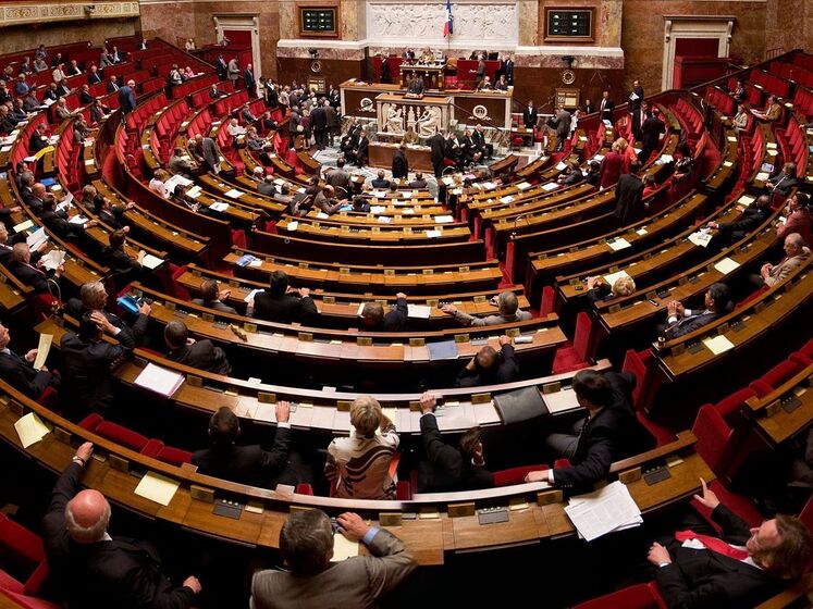 "Мають задокументувати і передати у Гаагу". У парламенті Франції закликали розслідувати удари Росії по інфраструктурі України як воєнні злочини