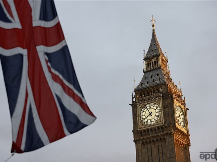 Великобританія заморозила російські активи на $20 млрд – Bloomberg
