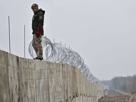 Украина отгораживается от Беларуси стеной