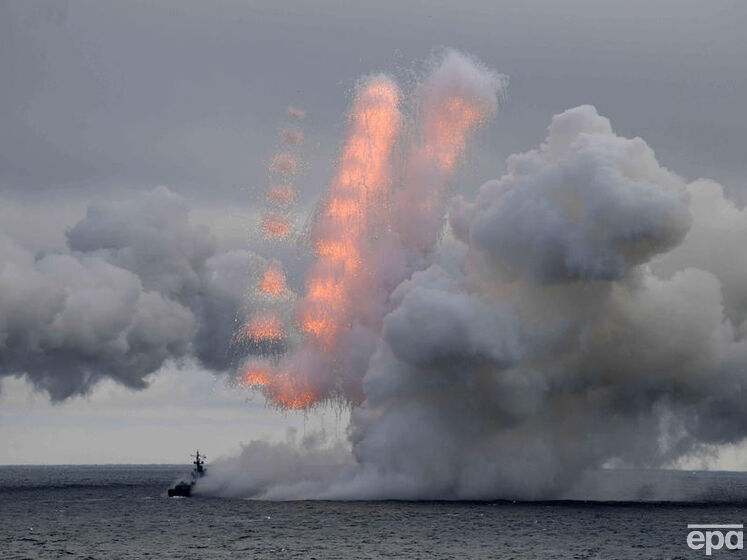 У Чорному морі розміщено два російські ракетоносії із 16 "Калібрами" – ОК "Південь"
