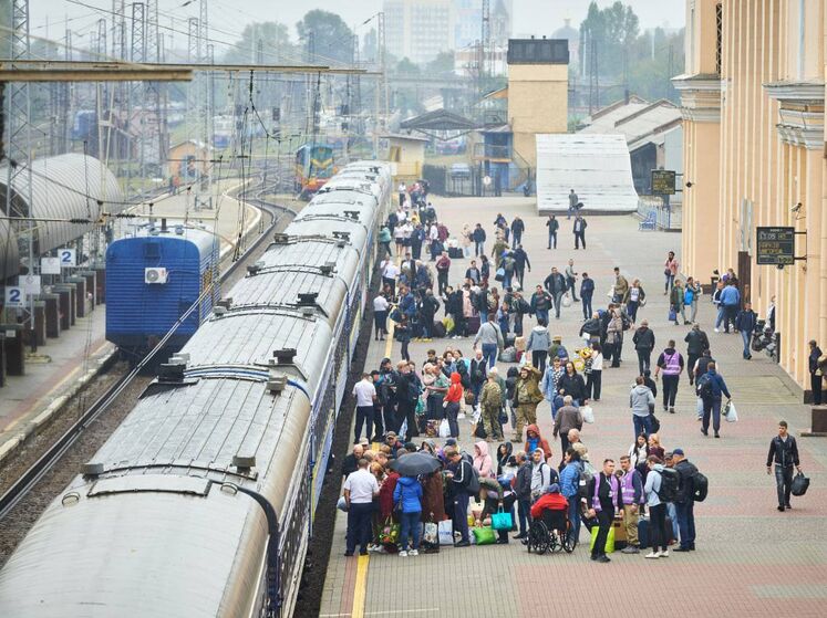 "Укрзалізниця" відкрила продаж символічних квитків на перший рейс до Севастополя