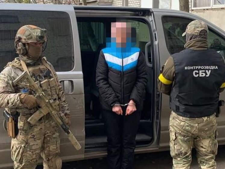 СБУ затримала колаборантку, яка очолювала "апарат" окупаційної адміністрації в Миколаївській області