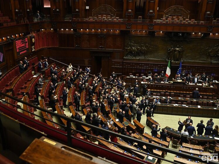 Италия планирует продлить документ о поставках оружия Украине на 2023 год