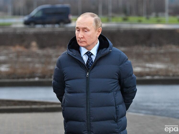 "За рівень адекватності Путіна відповідальність нести не можу". Зеленський припустив, що РФ може застосувати ядерну зброю не лише проти України