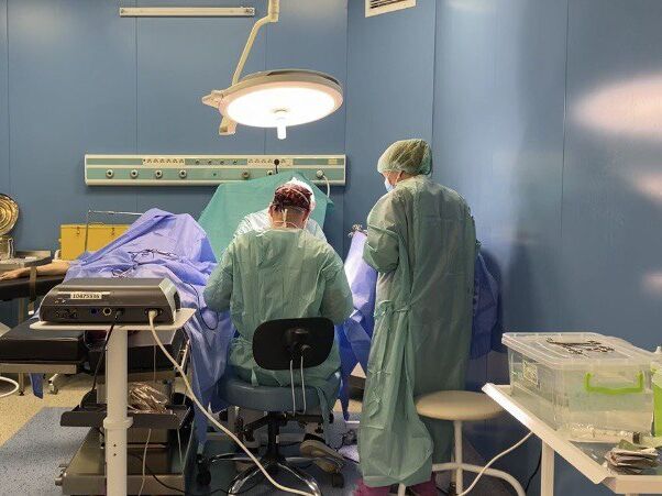 Во Львове сделали операцию женщине с неизвестной генетической патологией: мутацию будут изучать в Британии
