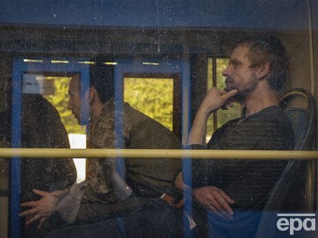 За словами Дутчака, на жодного з присутніх в автобусі українця "шоу" окупантів жодного враження не справило