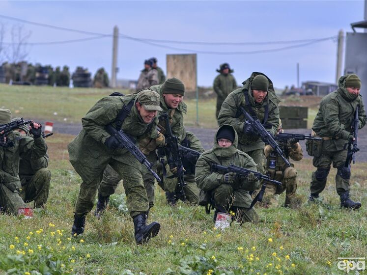 Із військового полігону в Білорусі втекли мобілізовані росіяни зі зброєю – ЗМІ